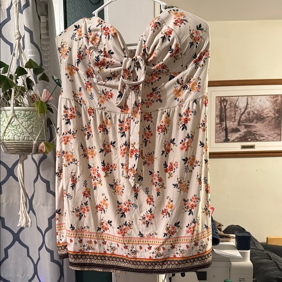 No Boundaries Dresses & Skirts - ‼️5/25 Floral Strapless Dress - Cream & Floral